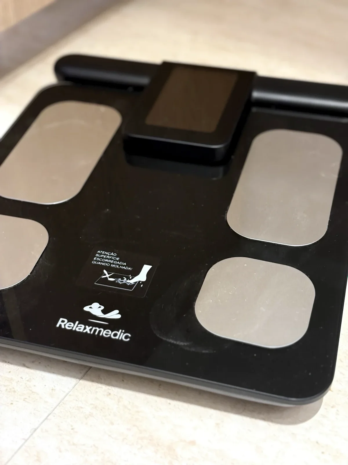 Balança de bioimpedância utilizada nas avaliações da NextMove